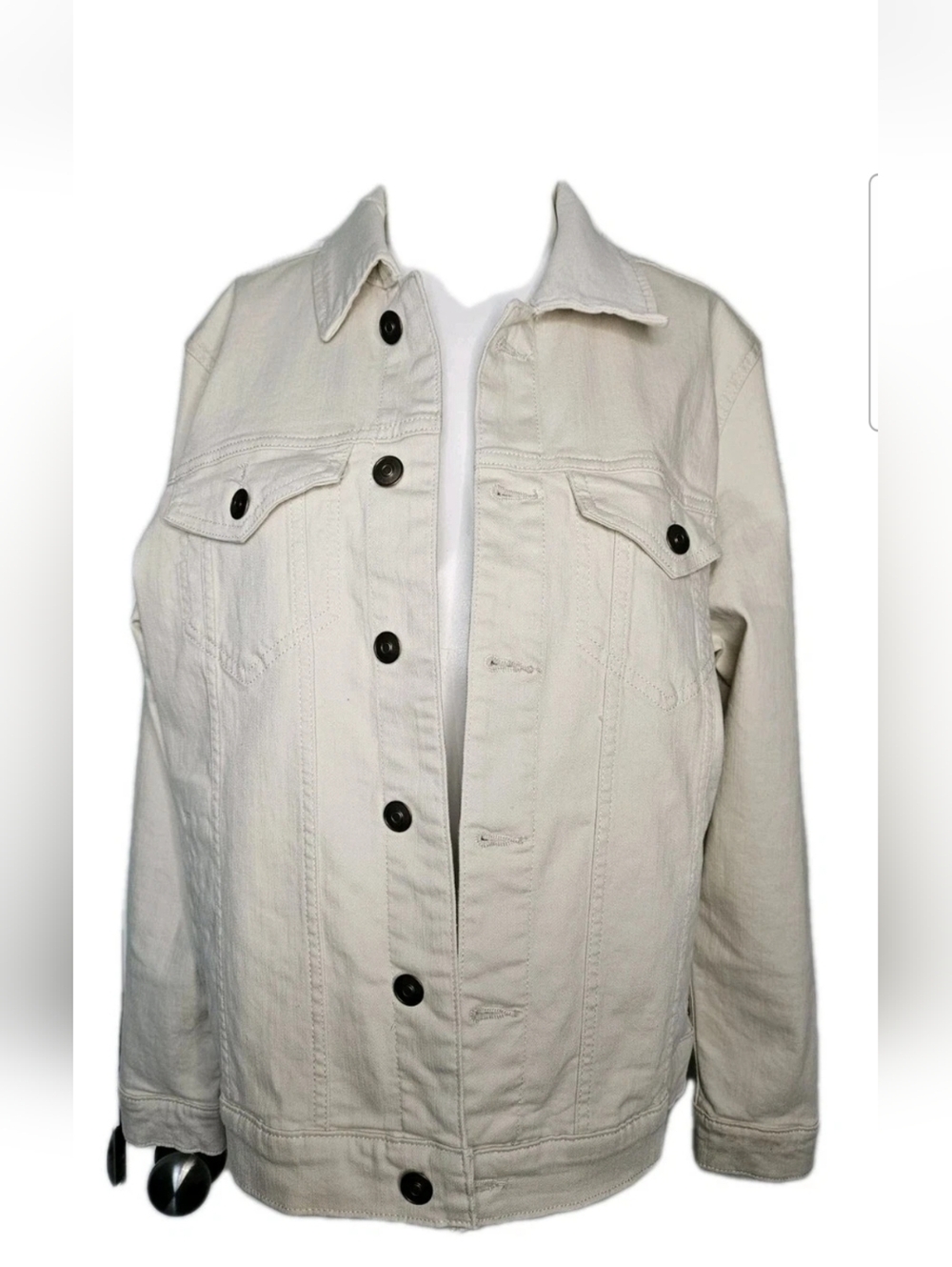 Bagatelle Collection Women's Creme Colored Jean Jacket Size Medium
